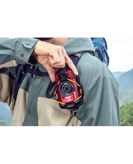 OLYMPUS OM-SYSTEM TG-7 RED TOUGH CAMERA UNDERWATER